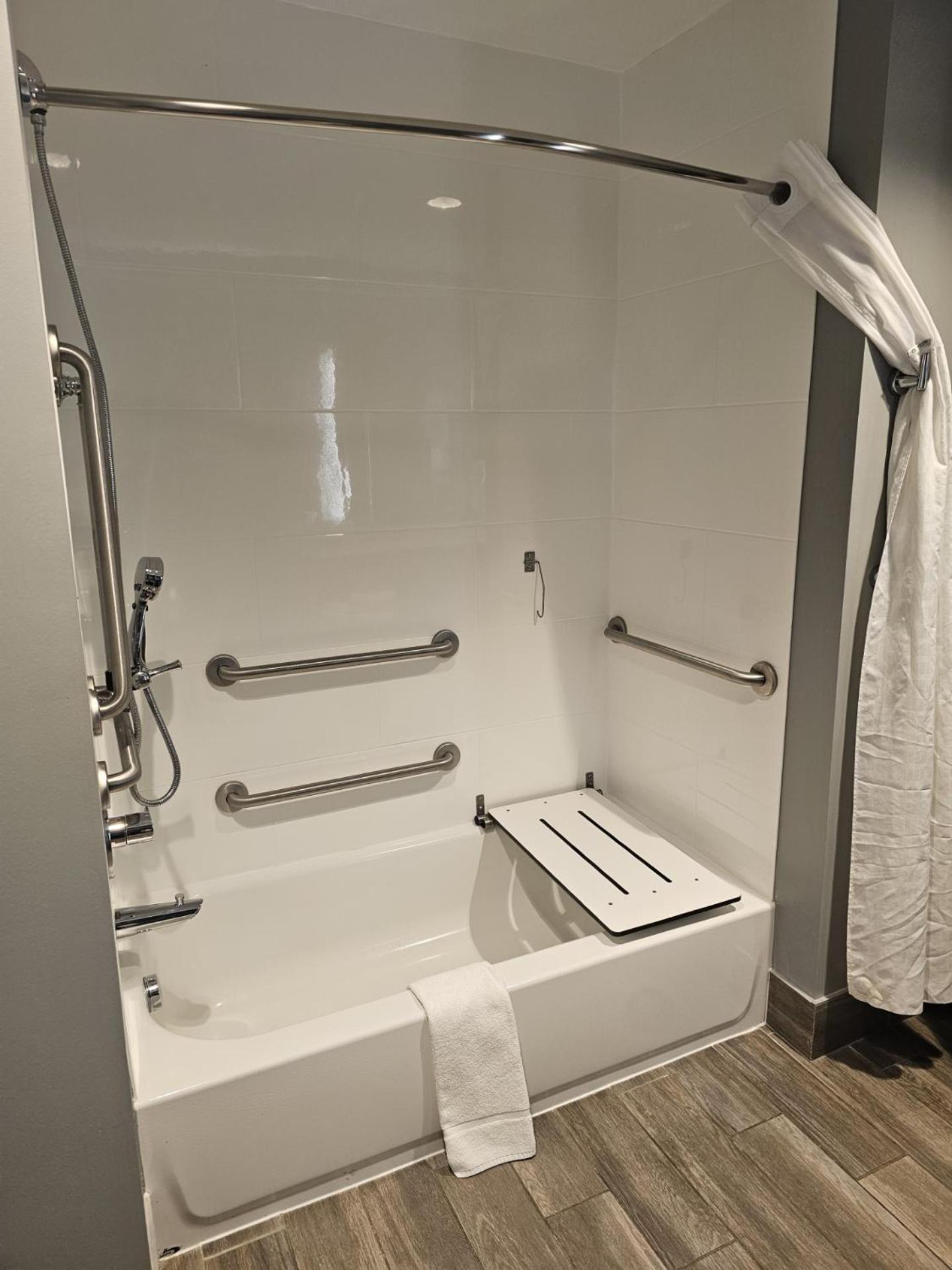La Quinta Inn & Suites By Wyndham Bardstown Eksteriør bilde